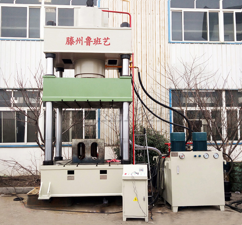 1000噸三梁四柱液壓機